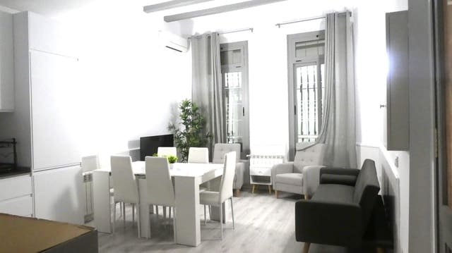 4 makuuhuone Omakotitalo myytävänä paikassa Blanes - 390 000 € (Ref: 10007861)