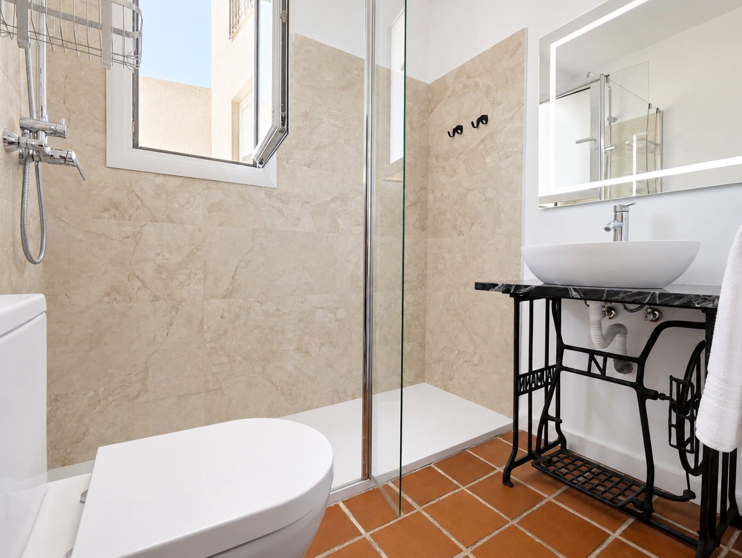 3 sovrum Villa till salu i Tordera med pool garage - 330 000 € (Ref: 10081509)