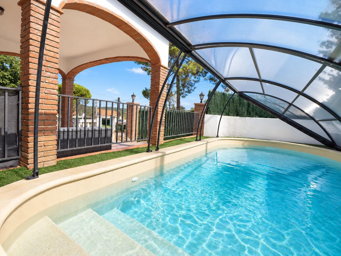 3 sovrum Villa till salu i Tordera med pool garage - 330 000 € (Ref: 10081509)