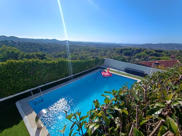 2 Zimmer Villa zu verkaufen in Blanes mit Pool Garage - 330.000 € (Ref: 10104363)