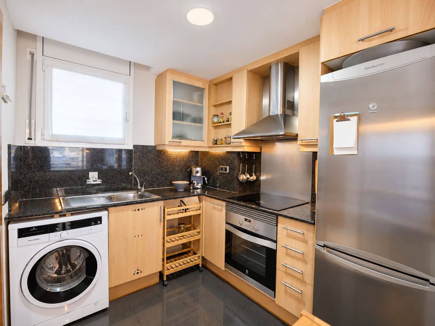 2 soveværelse Lejlighed til salg i Blanes med swimmingpool garage - € 335.000 (Ref: 10134973)
