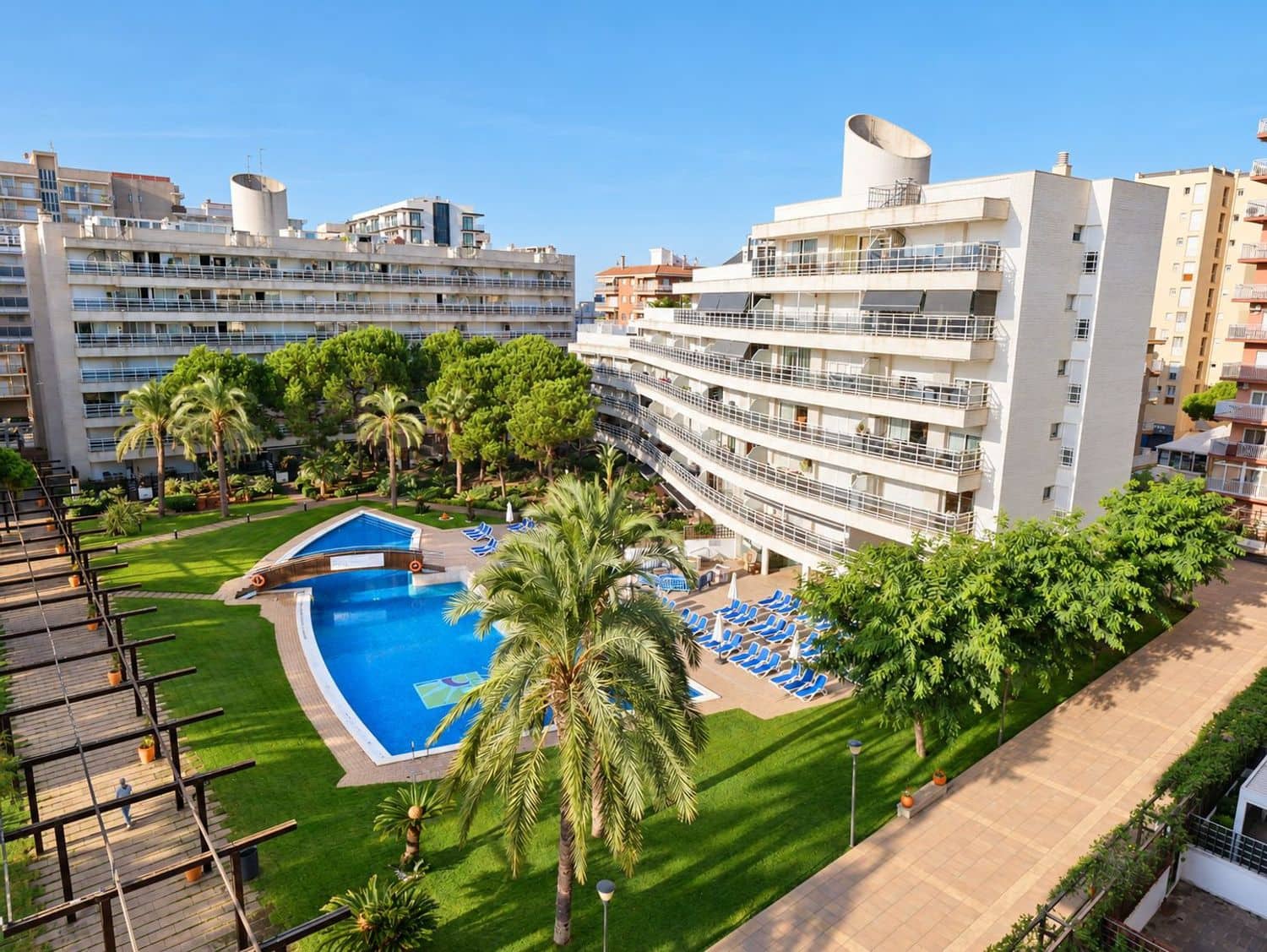 2 soveværelse Lejlighed til salg i Blanes med swimmingpool garage - € 335.000 (Ref: 10134973)