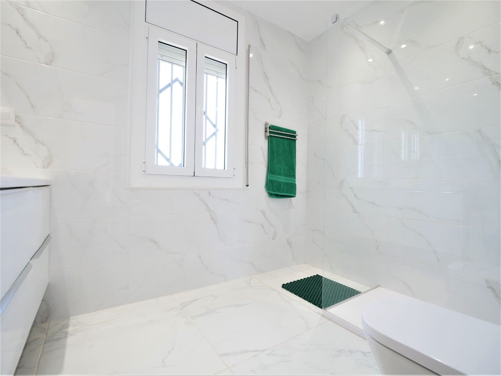 3 camera da letto Villa in vendita in Blanes con piscina garage - 295.000 € (Rif: 7699006)