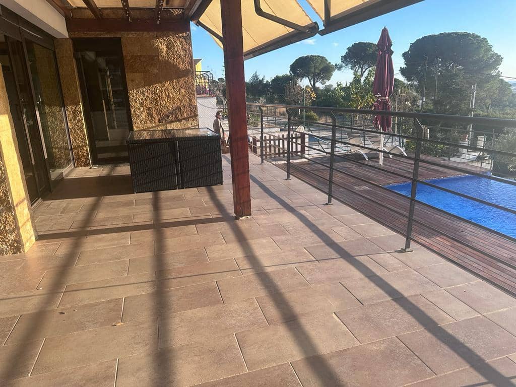 4 soverom Villa til salgs i Blanes med svømmebasseng garasje - € 429 000 (Ref: 8315059)