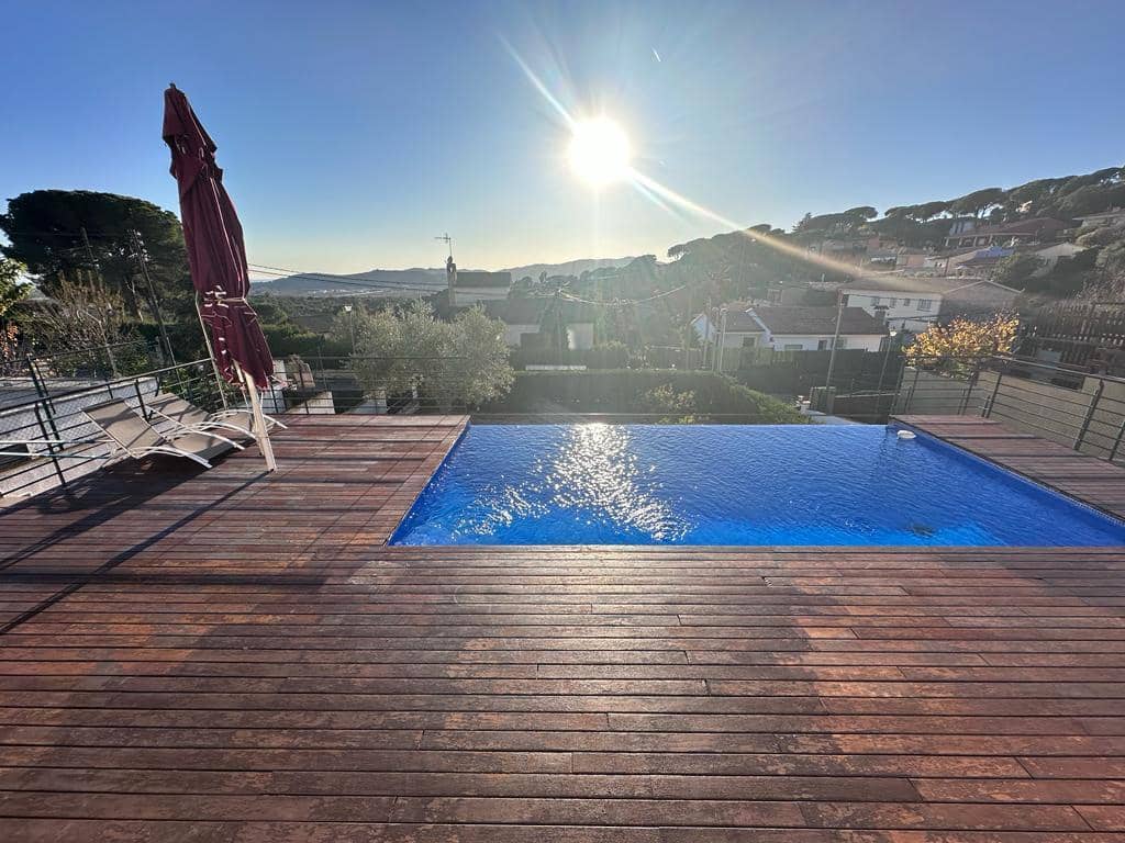 4 soverom Villa til salgs i Blanes med svømmebasseng garasje - € 429 000 (Ref: 8315059)