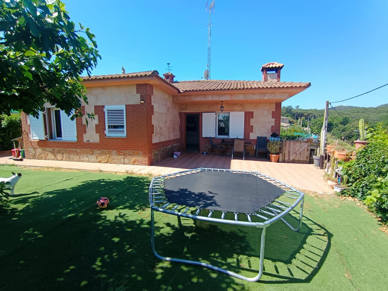 4 soveværelse Villa til salg i Fogars de la Selva med garage - € 280.000 (Ref: 9022099)