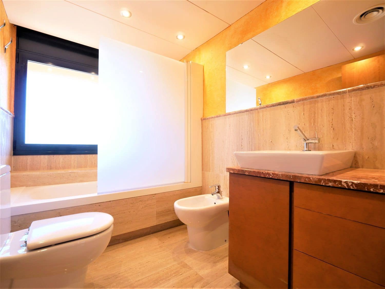 4 chambre Villa/Maison à vendre à Blanes avec piscine garage - 985 000 € (Ref: 9084636)