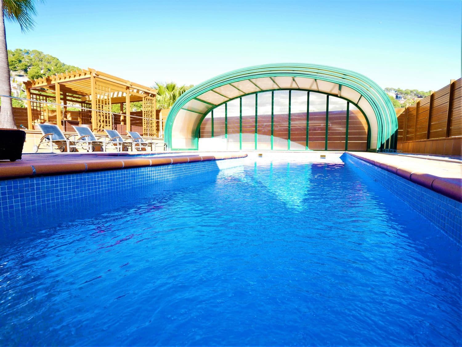 4 chambre Villa/Maison à vendre à Blanes avec piscine garage - 985 000 € (Ref: 9084636)