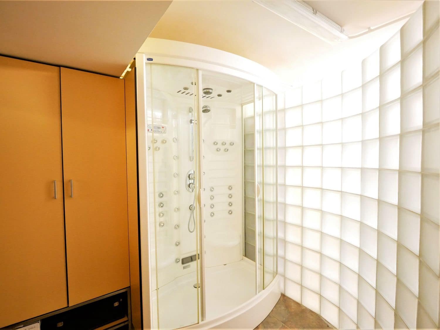 4 chambre Villa/Maison à vendre à Blanes avec piscine garage - 985 000 € (Ref: 9084636)