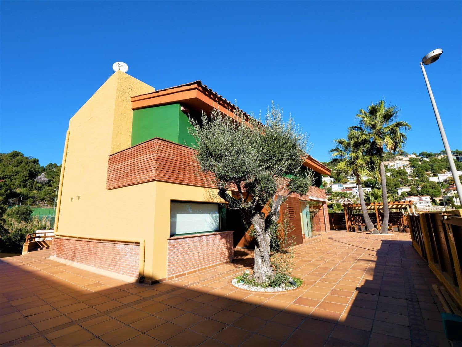 4 chambre Villa/Maison à vendre à Blanes avec piscine garage - 985 000 € (Ref: 9084636)