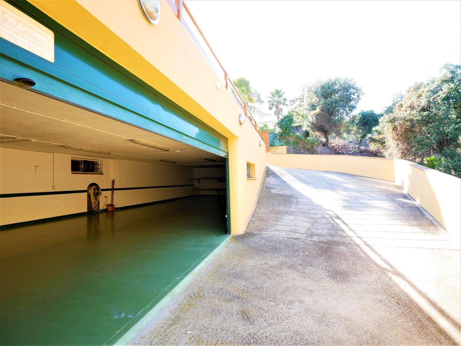 4 chambre Villa/Maison à vendre à Blanes avec piscine garage - 985 000 € (Ref: 9084636)