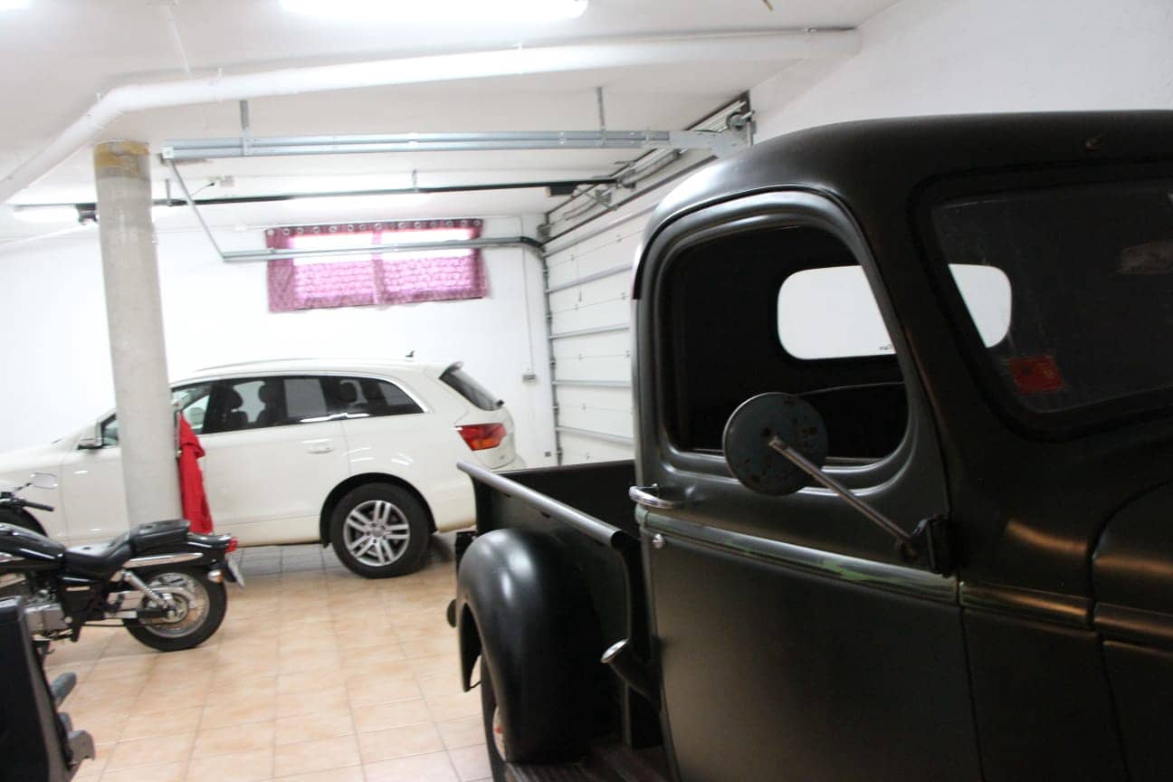 5 makuuhuone Huvila myytävänä paikassa Lloret de Mar mukana uima-altaan 
autotalli - 995 000 € (Ref: 9196736)