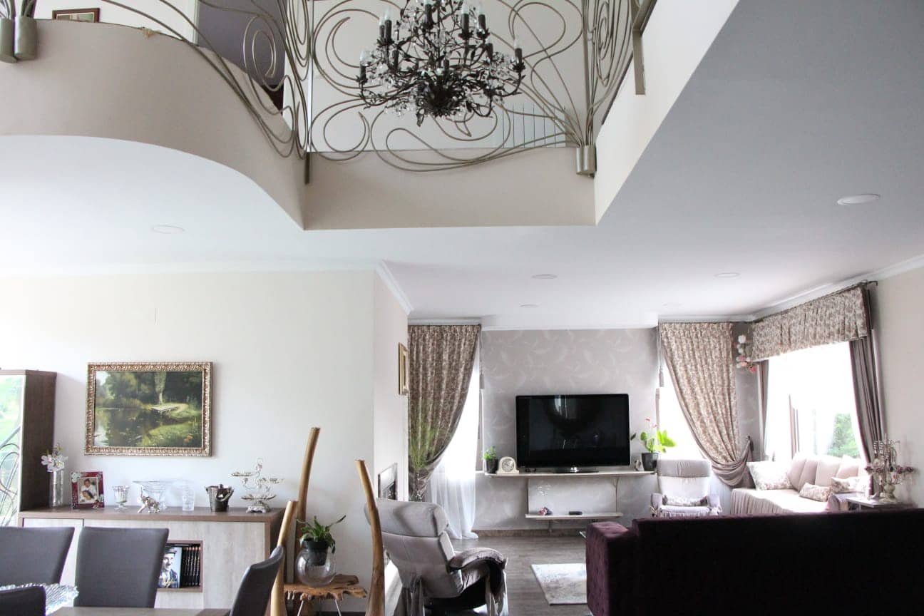 5 makuuhuone Huvila myytävänä paikassa Lloret de Mar mukana uima-altaan 
autotalli - 995 000 € (Ref: 9196736)