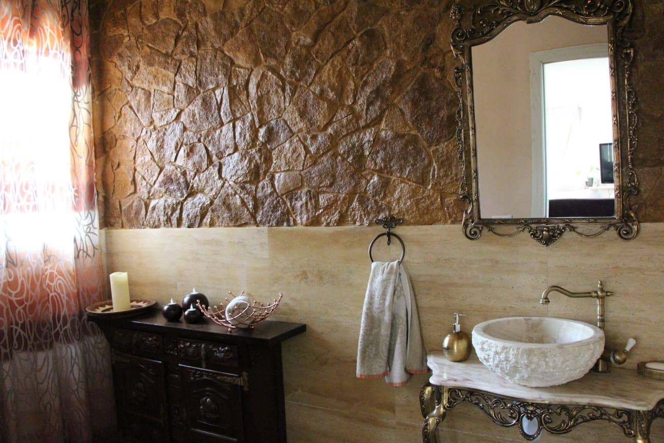 5 makuuhuone Huvila myytävänä paikassa Lloret de Mar mukana uima-altaan 
autotalli - 995 000 € (Ref: 9196736)