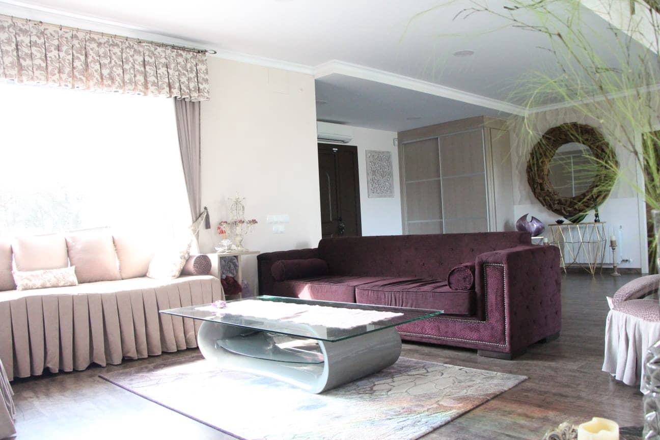 5 makuuhuone Huvila myytävänä paikassa Lloret de Mar mukana uima-altaan 
autotalli - 995 000 € (Ref: 9196736)