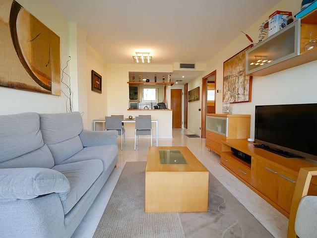 Apartamento de 2 habitaciones en Blanes en venta con piscina garaje - 320.000 € (Ref: 9285742)