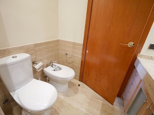 Apartamento de 2 habitaciones en Blanes en venta con piscina garaje - 320.000 € (Ref: 9285742)