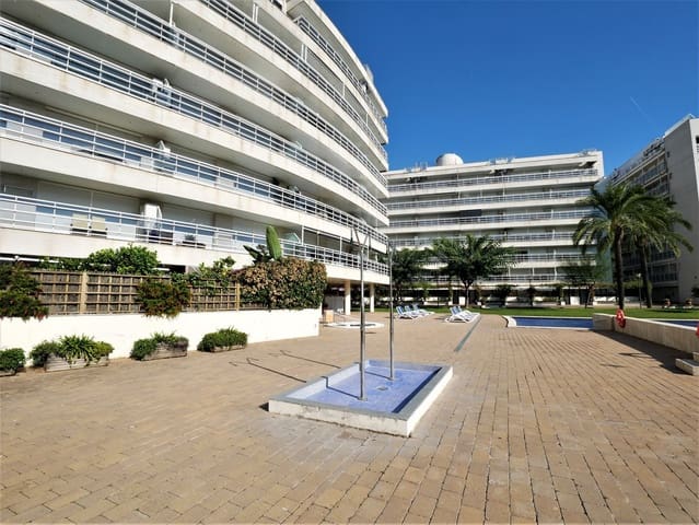 Apartamento de 2 habitaciones en Blanes en venta con piscina garaje - 320.000 € (Ref: 9285742)