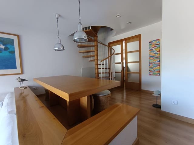 3 sovrum Takvåning till salu i Tossa de Mar med garage - 329 000 € (Ref: 9379607)