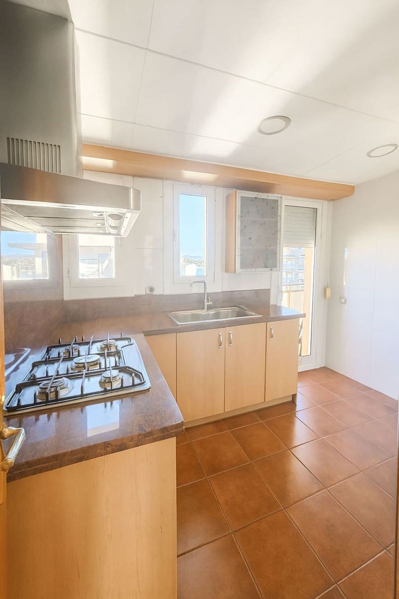 3 quarto Apartamento para venda em Blanes com piscina garagem - 298 000 € (Ref: 9437625)