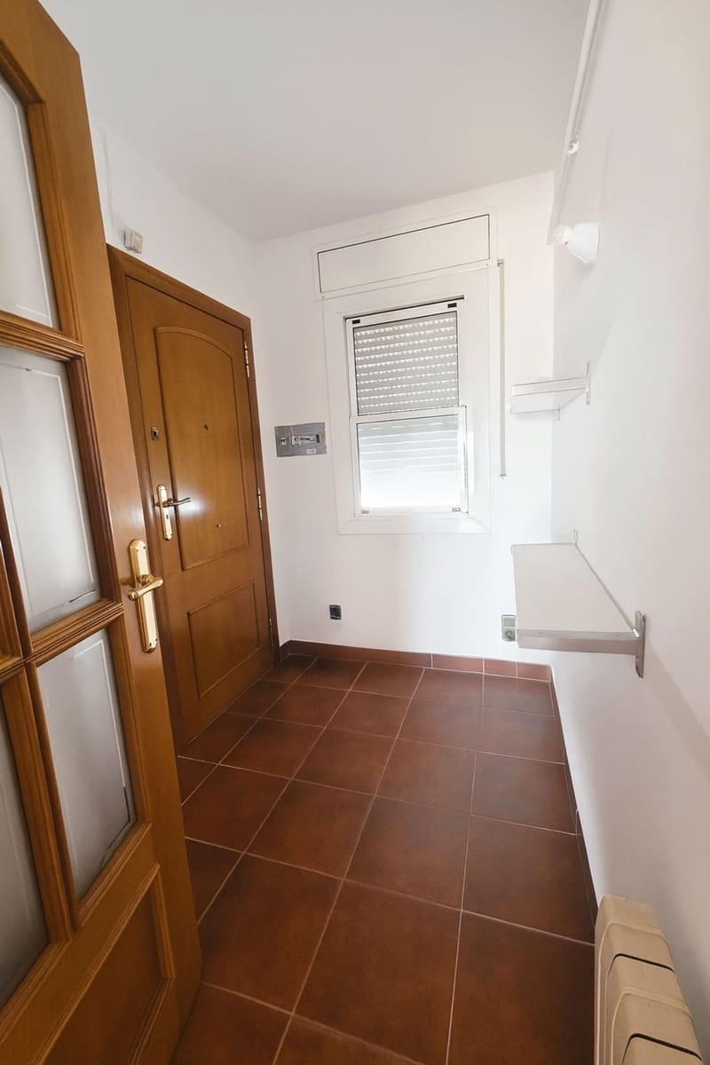 3 quarto Apartamento para venda em Blanes com piscina garagem - 298 000 € (Ref: 9437625)