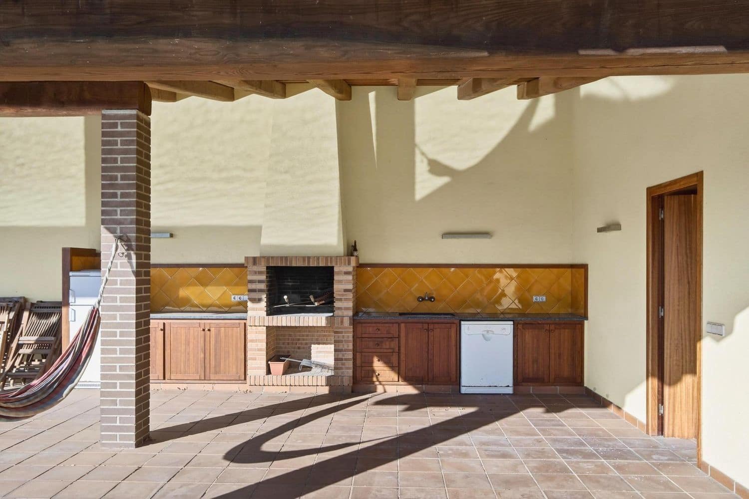 5 Zimmer Villa zu verkaufen in Sils mit Pool Garage - 740.000 € (Ref: 9494853)