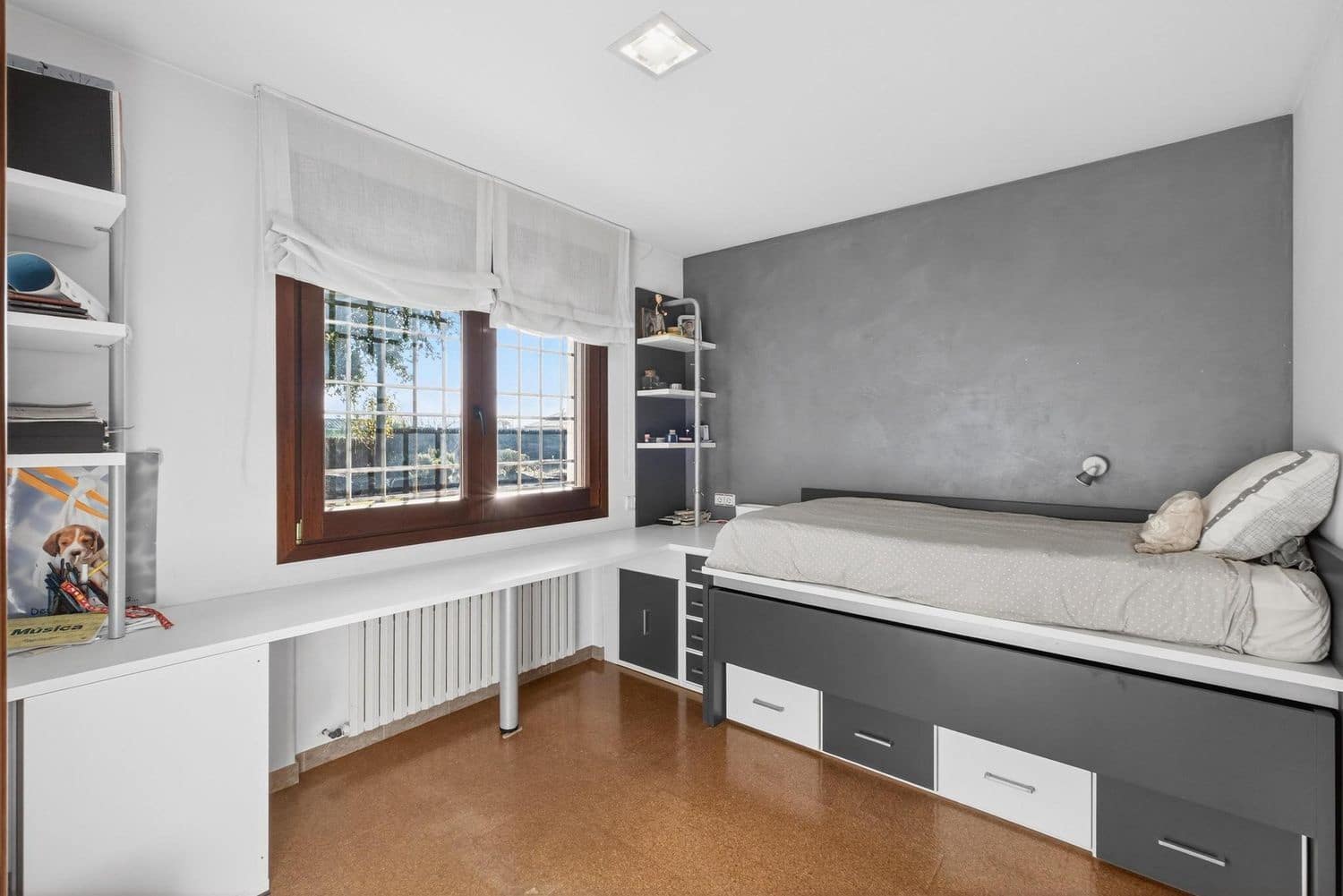 5 Zimmer Villa zu verkaufen in Sils mit Pool Garage - 740.000 € (Ref: 9494853)