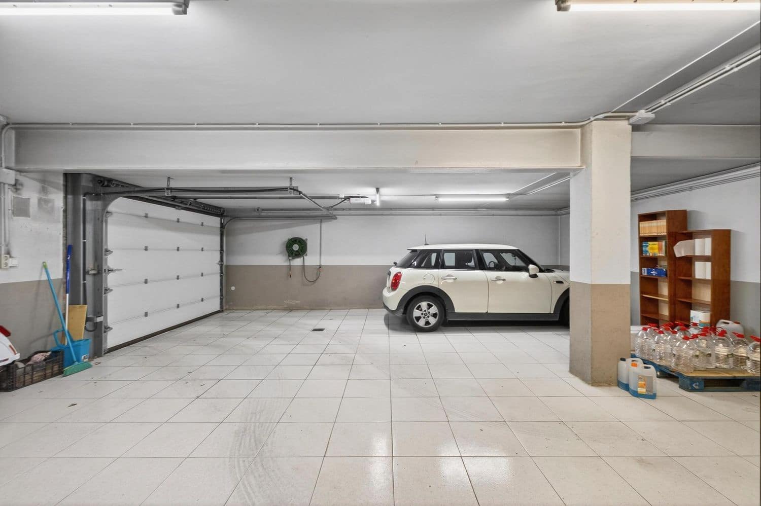 5 Zimmer Villa zu verkaufen in Sils mit Pool Garage - 740.000 € (Ref: 9494853)