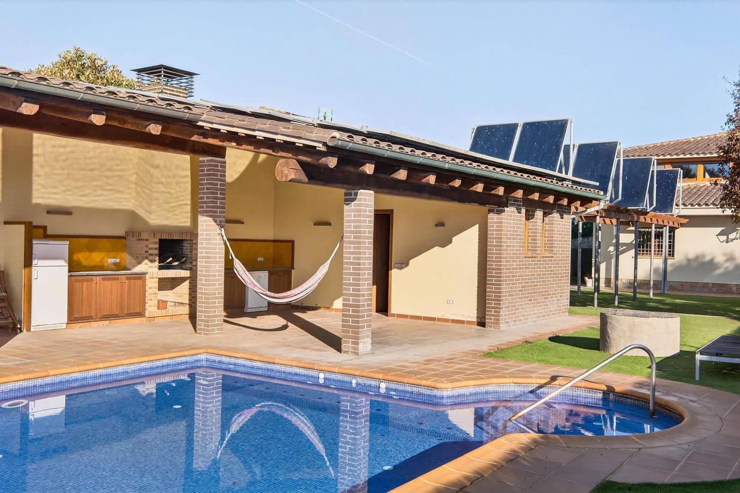 5 Zimmer Villa zu verkaufen in Sils mit Pool Garage - 740.000 € (Ref: 9494853)