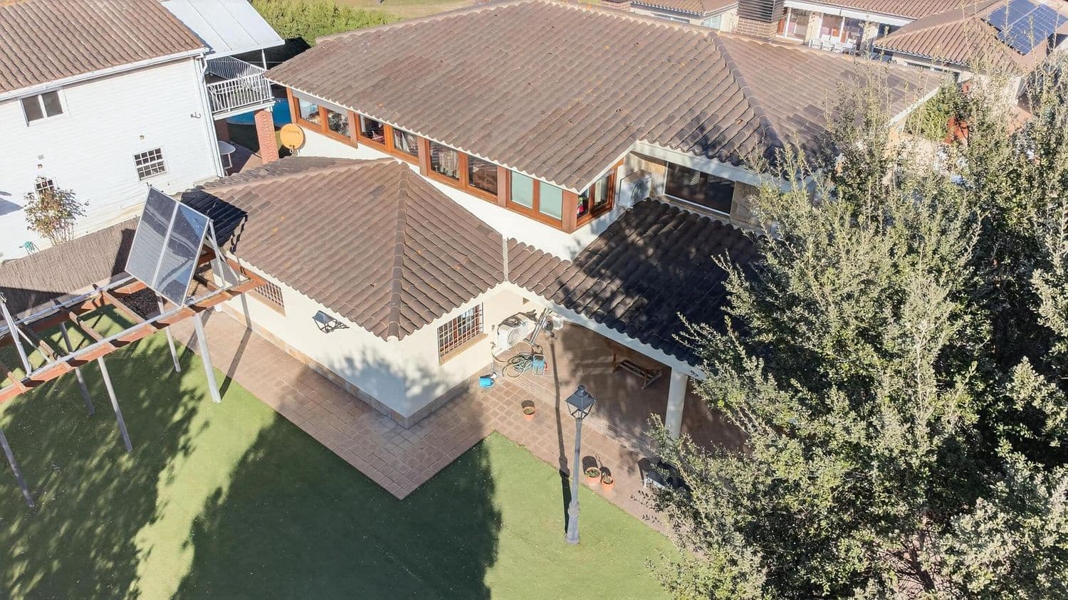 5 Zimmer Villa zu verkaufen in Sils mit Pool Garage - 740.000 € (Ref: 9494853)