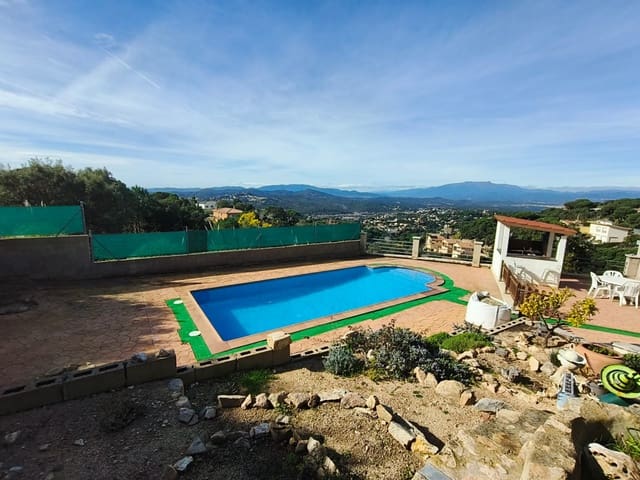 4 soveværelse Villa til salg i Vidreres - € 360.000 (Ref: 9606289)