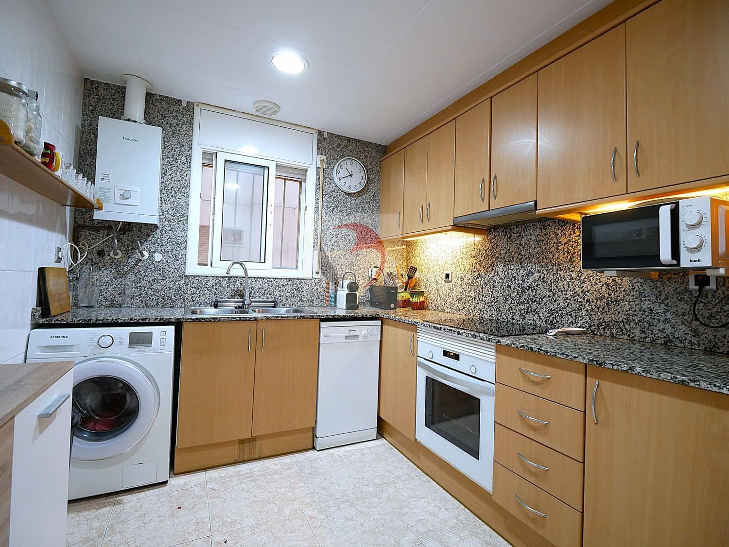 2 slaapkamer Appartement te koop in Blanes met zwembad - € 258.000 (Ref: 9622660)