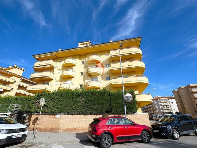 2 slaapkamer Appartement te koop in Blanes met zwembad - € 258.000 (Ref: 9622660)