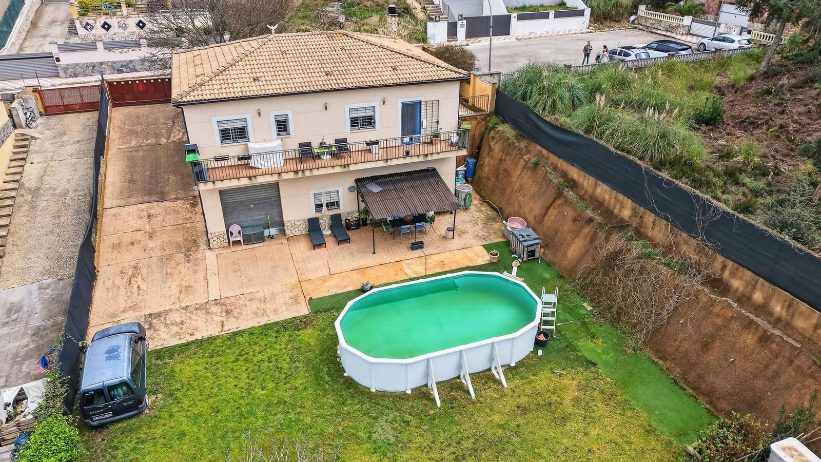 3 bedroom Villa for sale in Lloret de Mar with pool garage - € 290,000 (Ref: 9709195)