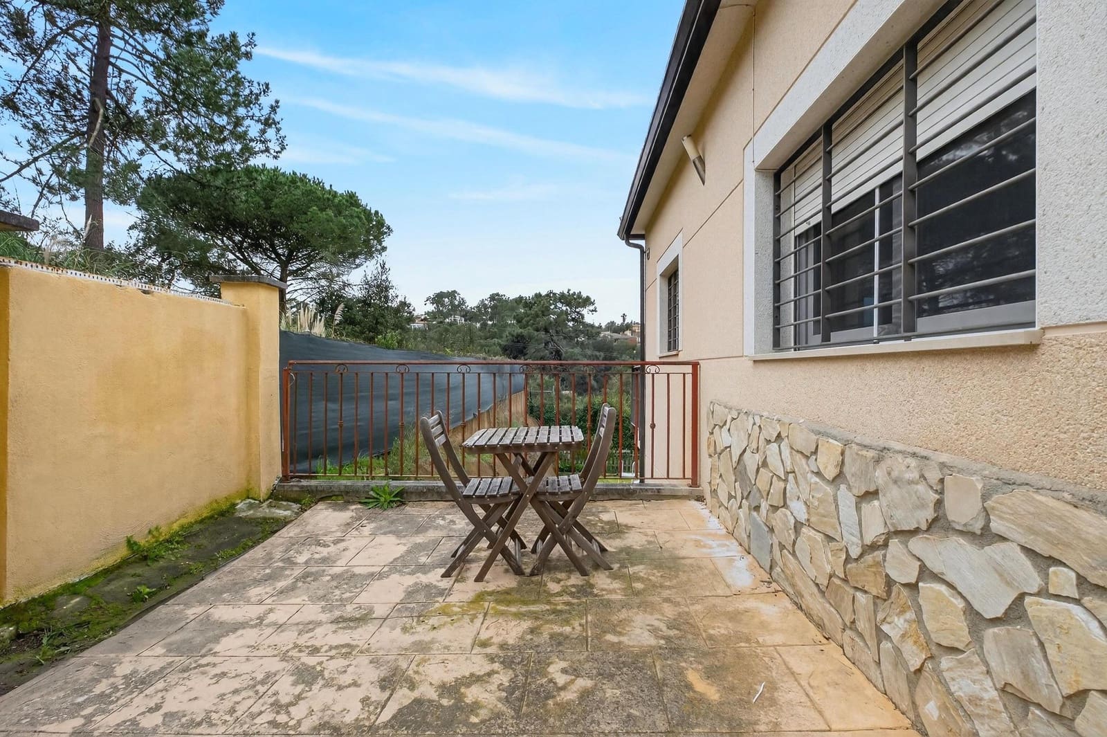 3 bedroom Villa for sale in Lloret de Mar with pool garage - € 290,000 (Ref: 9709195)