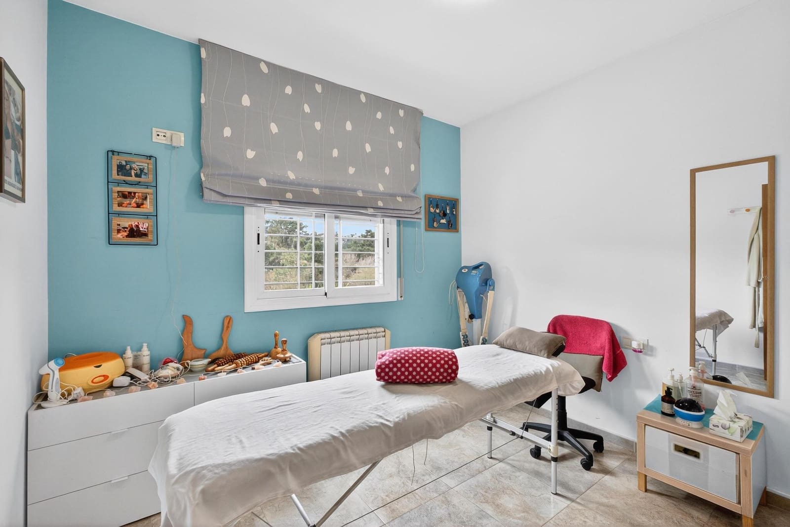 3 bedroom Villa for sale in Lloret de Mar with pool garage - € 290,000 (Ref: 9709195)