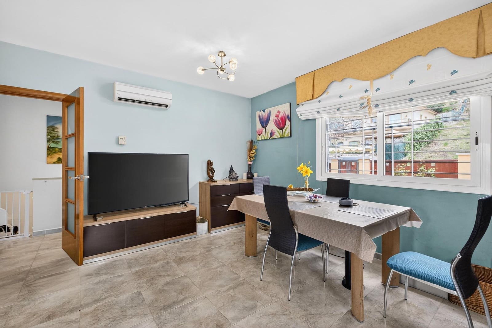 3 bedroom Villa for sale in Lloret de Mar with pool garage - € 290,000 (Ref: 9709195)