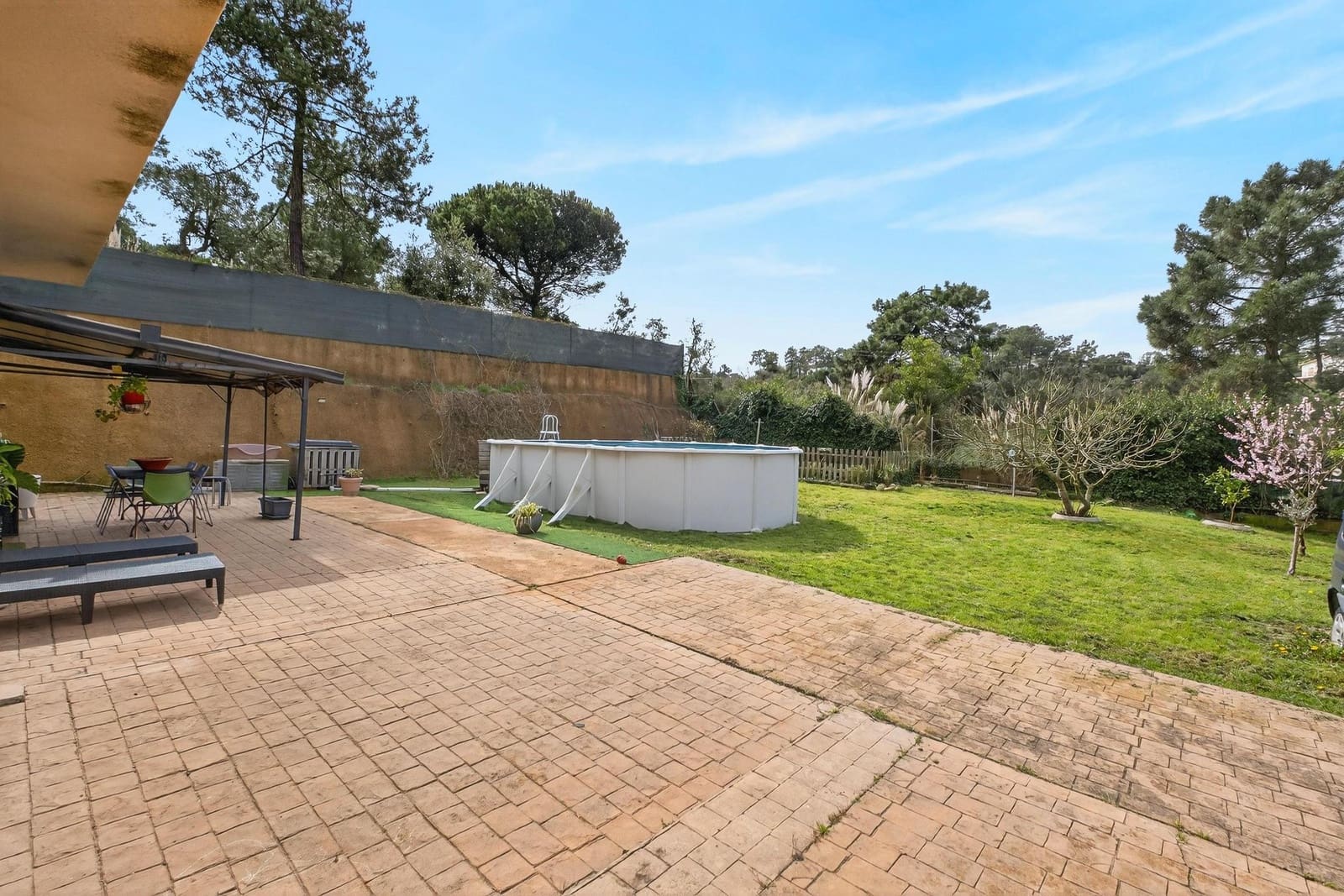 3 bedroom Villa for sale in Lloret de Mar with pool garage - € 290,000 (Ref: 9709195)