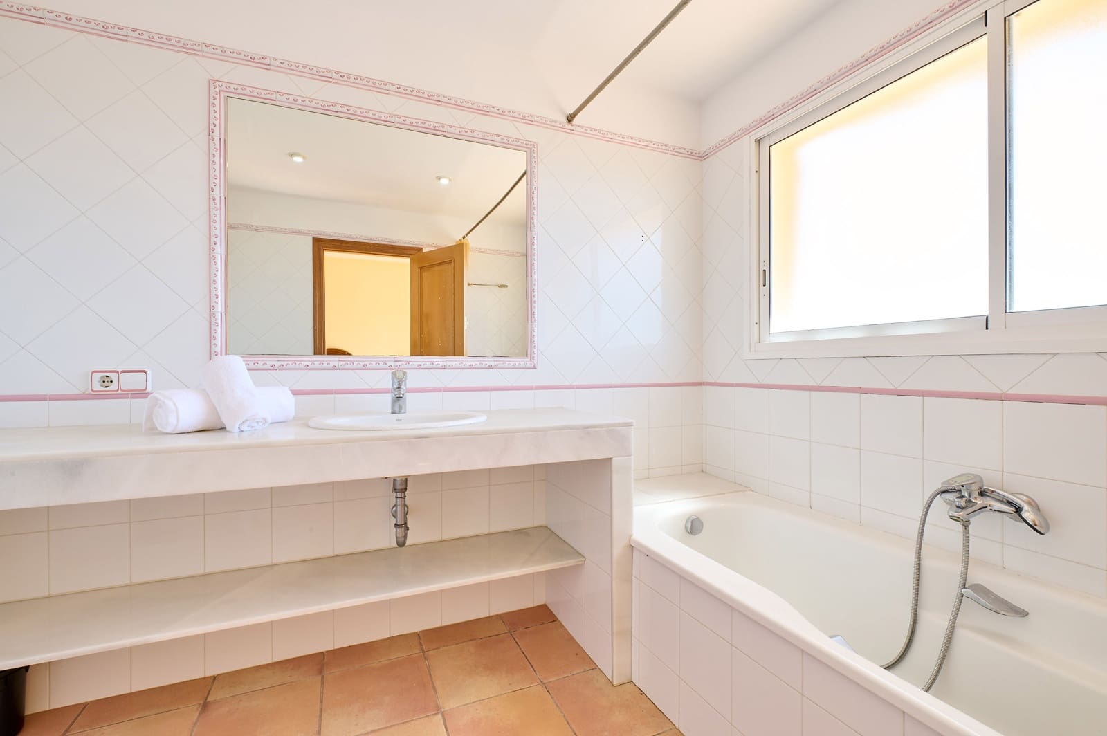 7 quarto Moradia para venda em Blanes com piscina garagem - 749 000 € (Ref: 9805258)