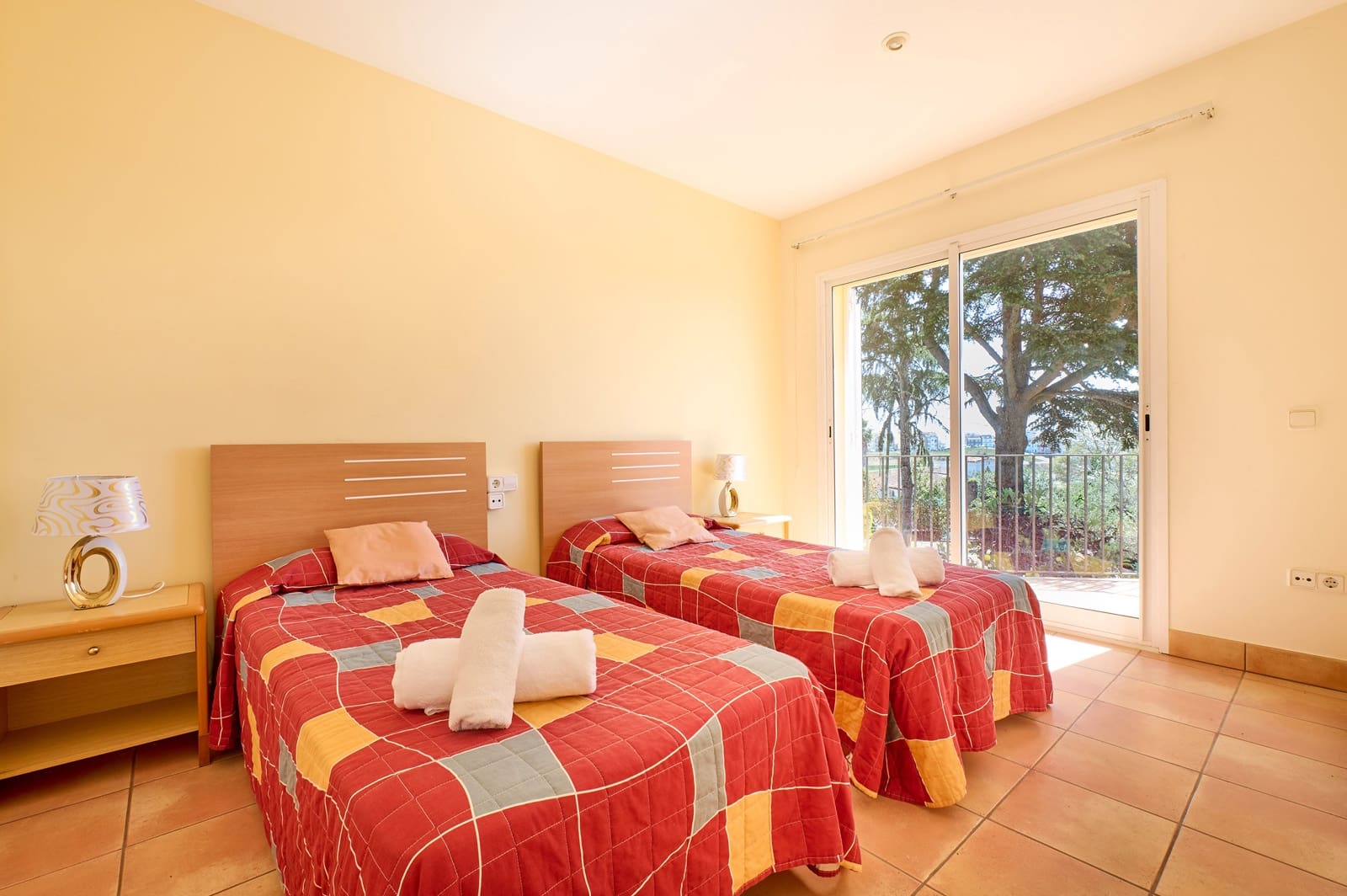 7 quarto Moradia para venda em Blanes com piscina garagem - 749 000 € (Ref: 9805258)