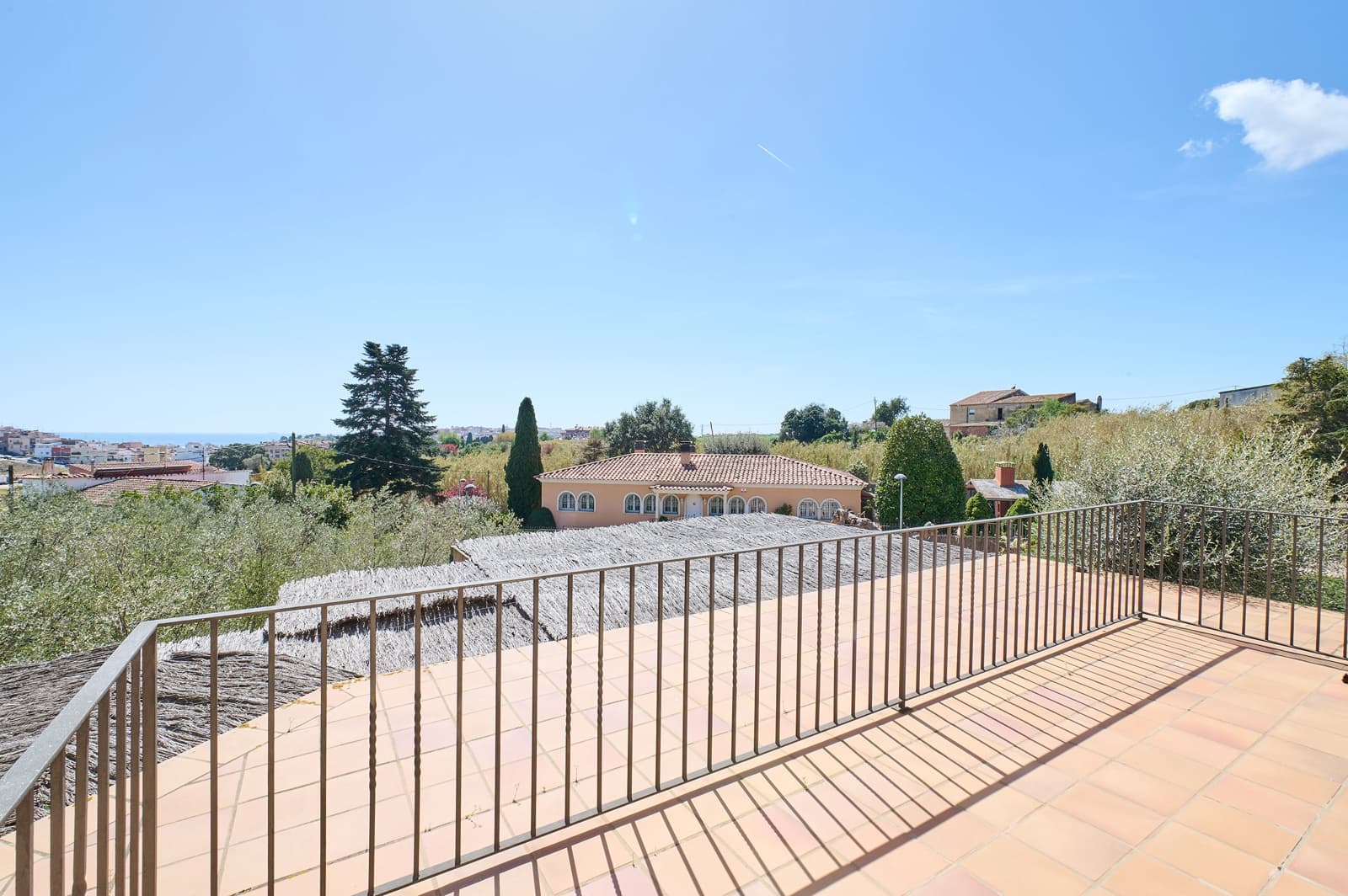 7 quarto Moradia para venda em Blanes com piscina garagem - 749 000 € (Ref: 9805258)