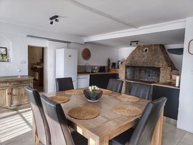 6 sypialnia Willa na sprzedaż w Maçanet de la Selva z basenem garażem - 465 000 € (Ref: 9850302)