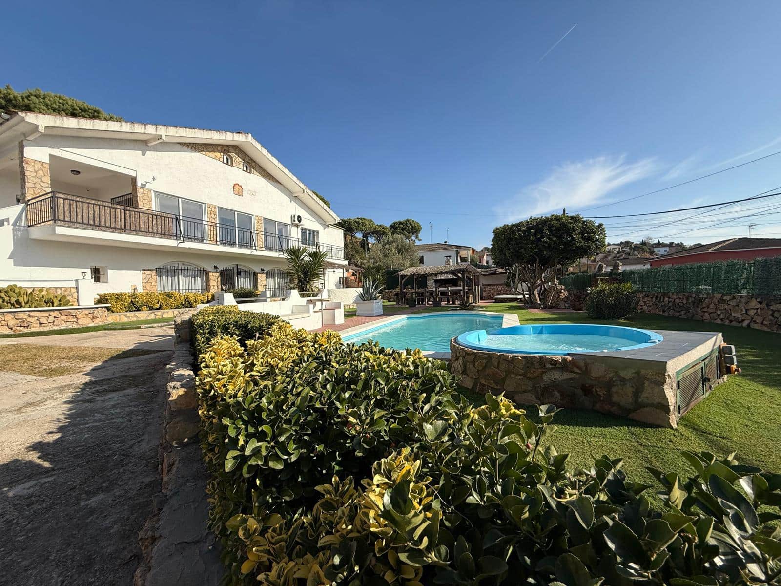 6 soveværelse Villa til salg i Macanet de la Selva med swimmingpool garage - € 465.000 (Ref: 9850302)