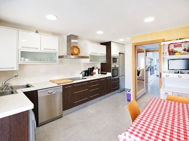 2 quarto Apartamento para venda em Blanes com piscina garagem - 385 000 € (Ref: 9861164)