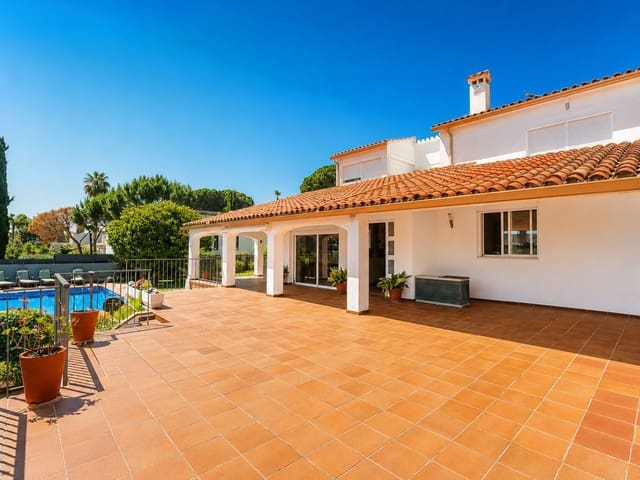 6 soverom Villa til salgs i Blanes med svømmebasseng garasje - € 1 400 000 (Ref: 9883406)