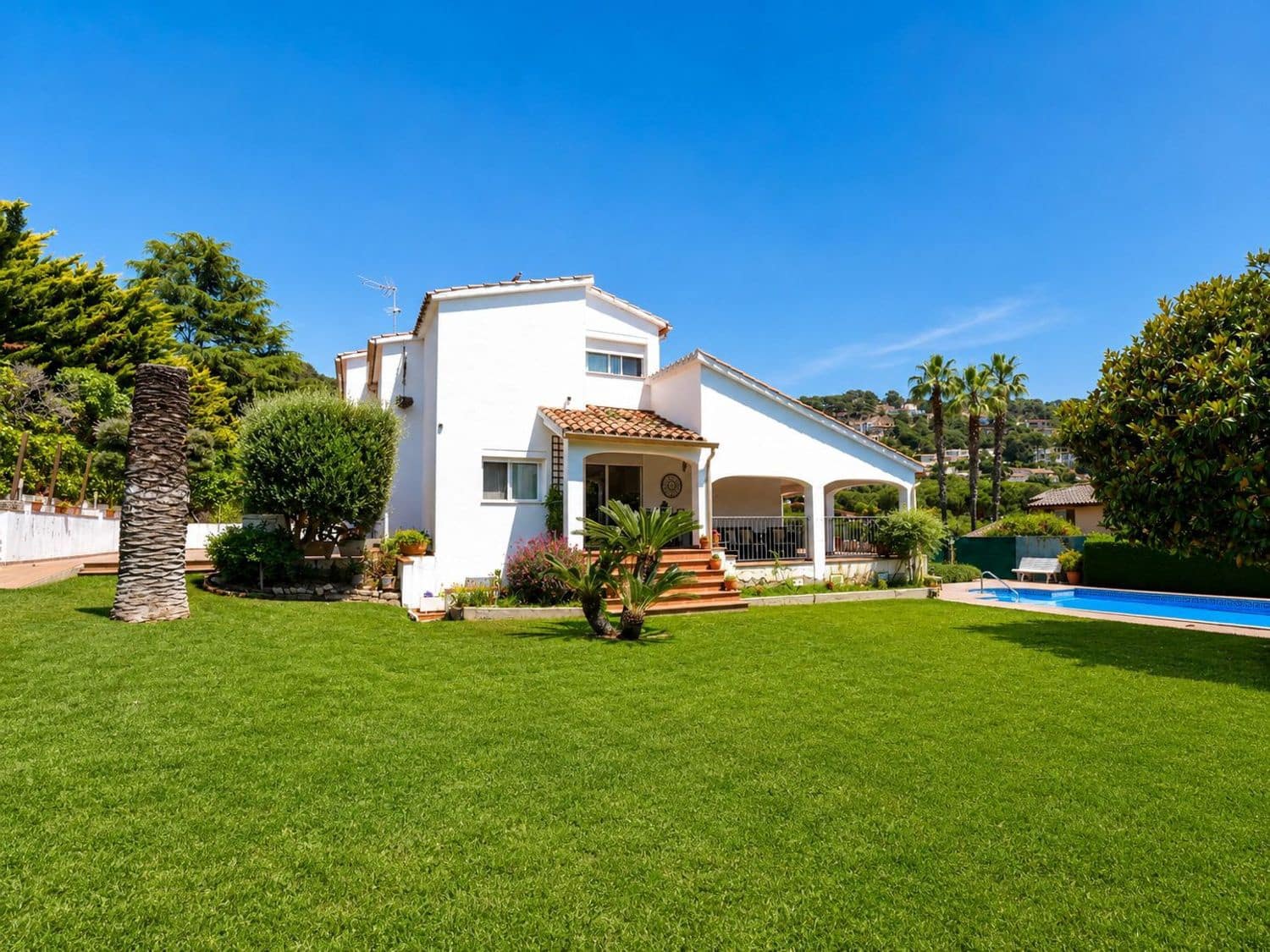 6 soverom Villa til salgs i Blanes med svømmebasseng garasje - € 1 400 000 (Ref: 9883406)