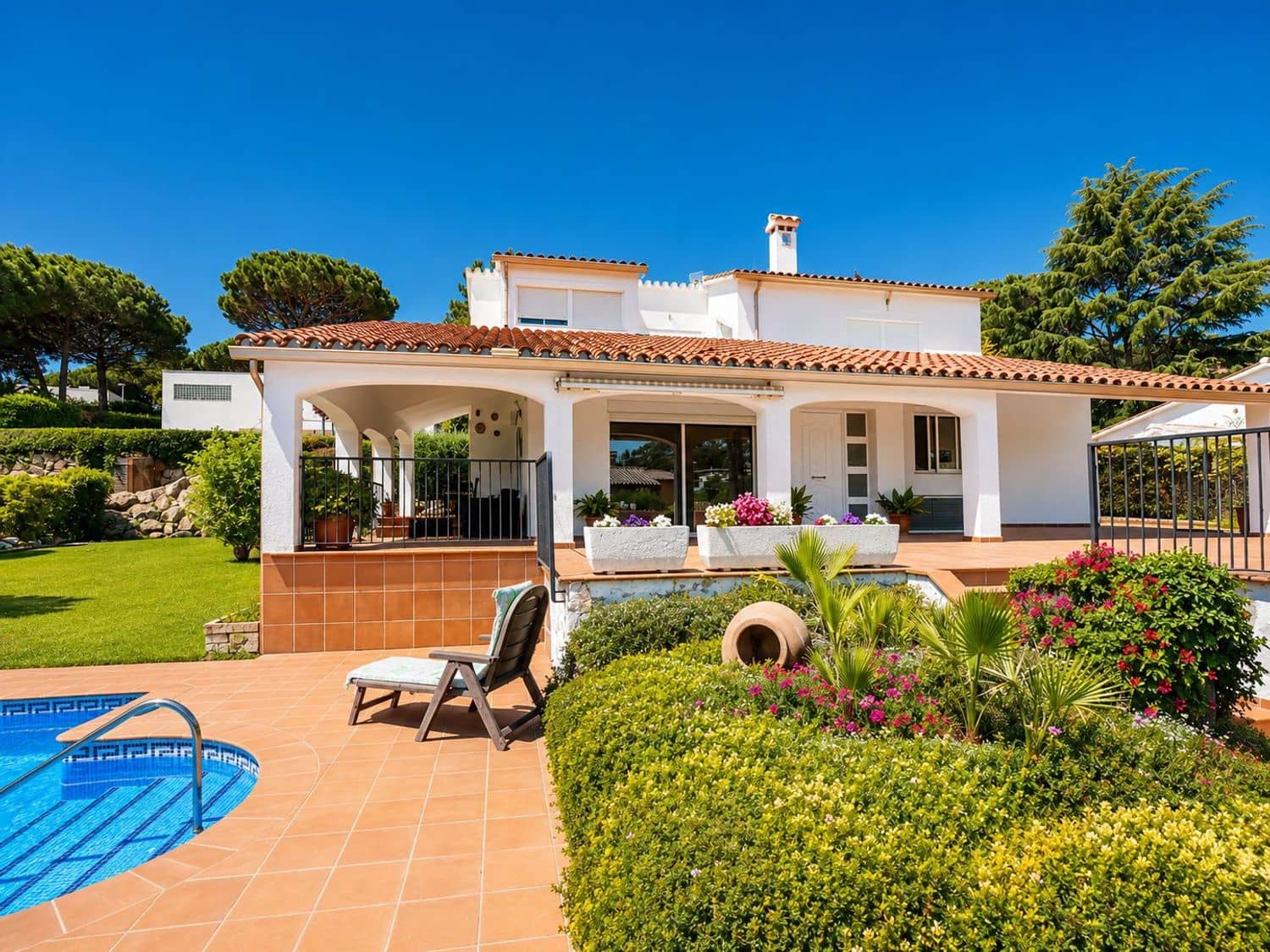 6 soverom Villa til salgs i Blanes med svømmebasseng garasje - € 1 400 000 (Ref: 9883406)