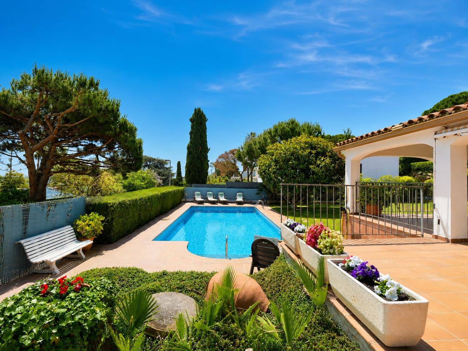 6 soverom Villa til salgs i Blanes med svømmebasseng garasje - € 1 400 000 (Ref: 9883406)