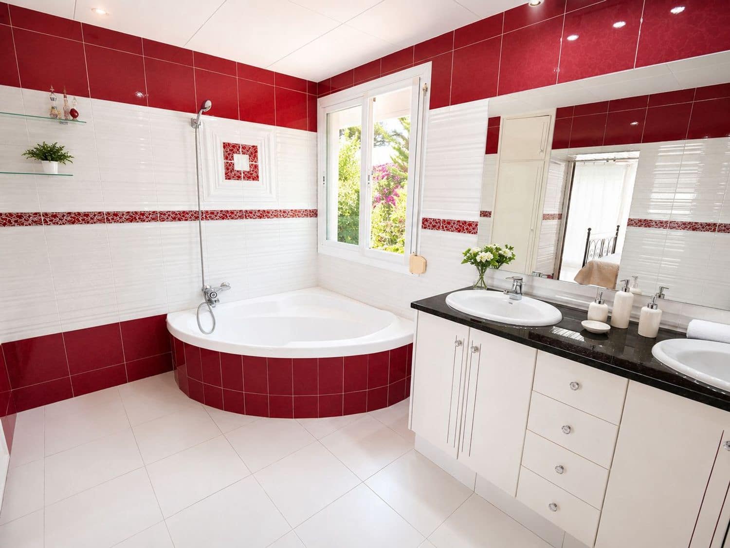 6 soverom Villa til salgs i Blanes med svømmebasseng garasje - € 1 400 000 (Ref: 9883406)
