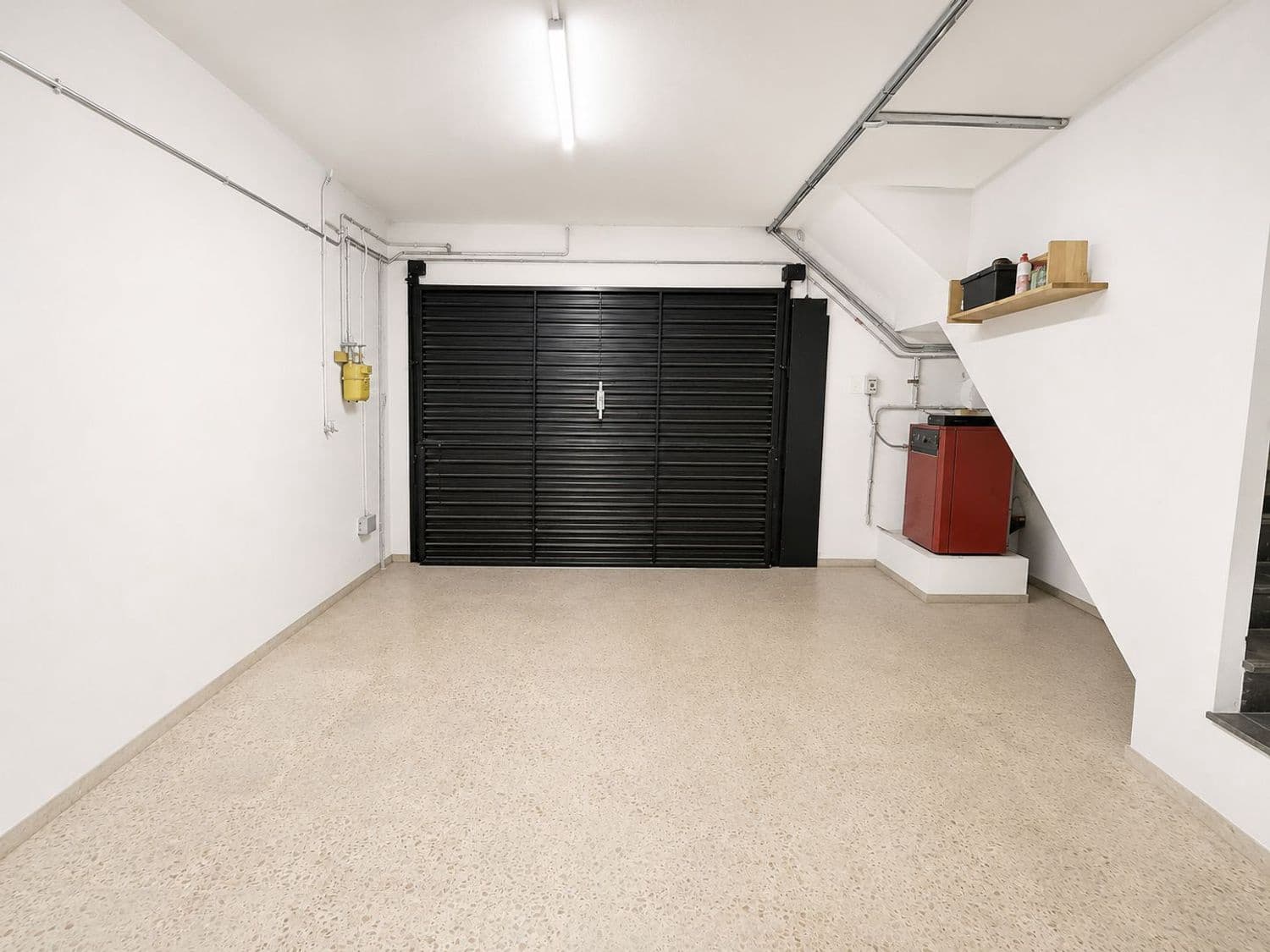 4 makuuhuone Omakotitalo myytävänä paikassa Blanes mukana 
autotalli - 329 000 € (Ref: 9885192)